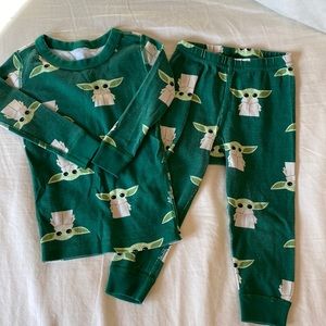 Baby Yoda Hanna Andersson pajama set size 2T 80cm green cotton long sleeved